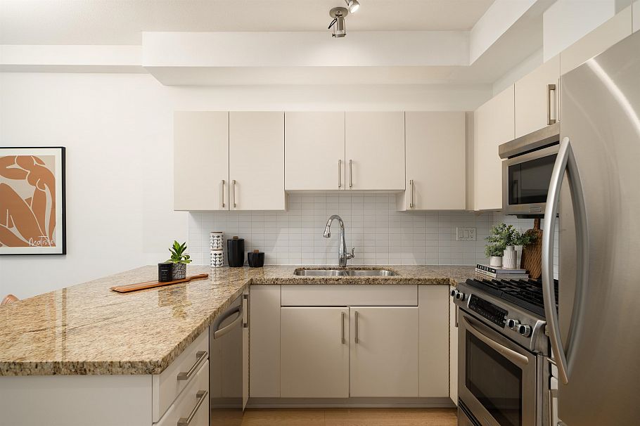 1835 Stainsbury Avenue Vancouver, BC - 9