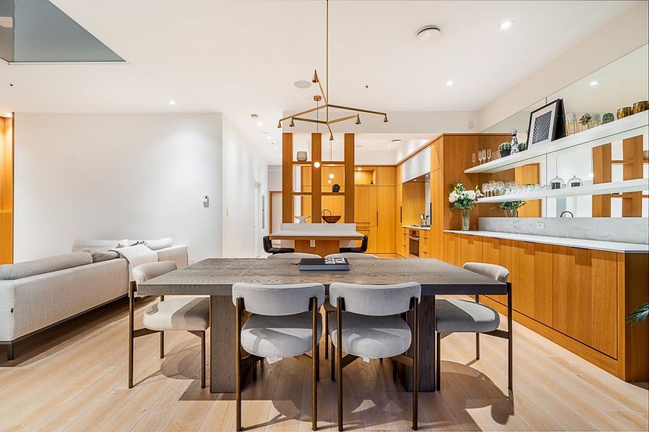 2445 W 1st Avenue Vancouver, BC - 11
