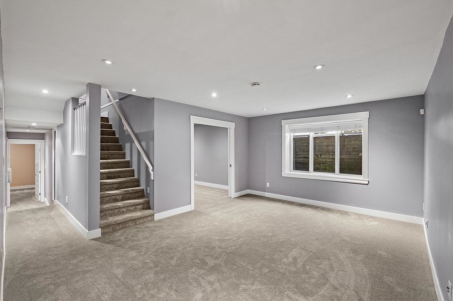 1501 Frederick Road North Vancouver, BC - 17