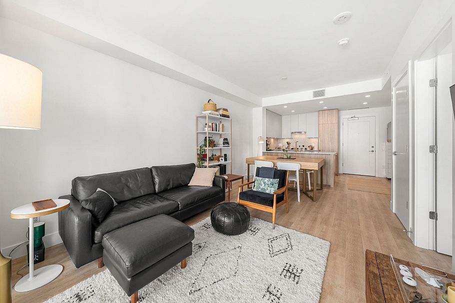 405 2385 Emery Court North Vancouver, BC - 3