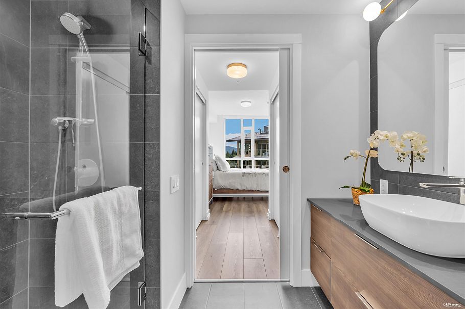 704 2375 Emery Court North Vancouver, BC - 14
