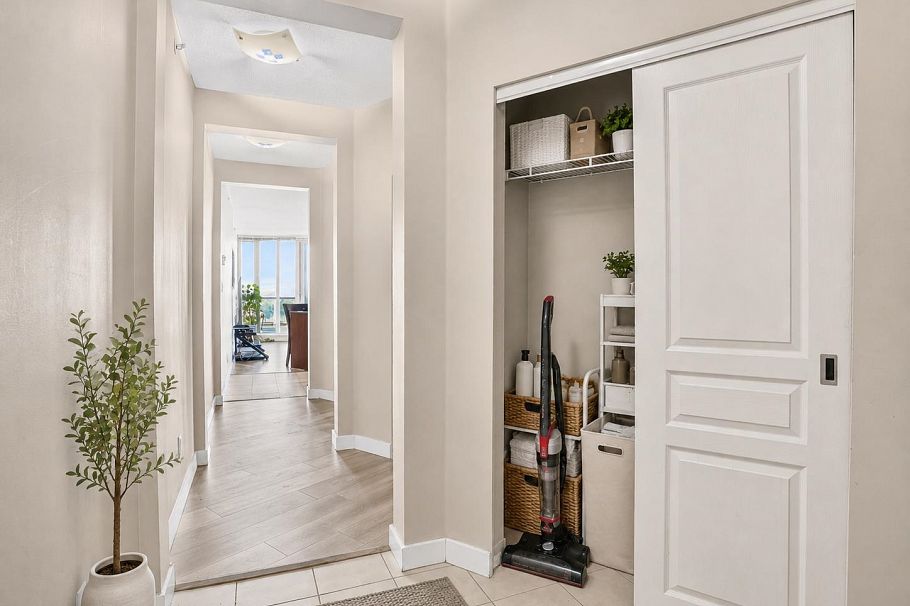 609 4028 Knight Street Vancouver, BC - 15