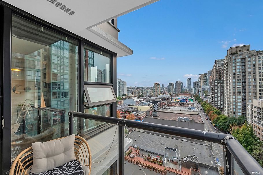 1401 928 Homer Street Vancouver, BC - 25