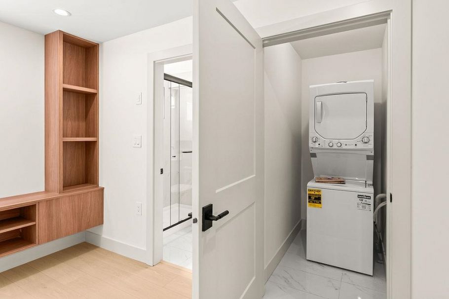 3233 Penticton Street Vancouver, BC - 33
