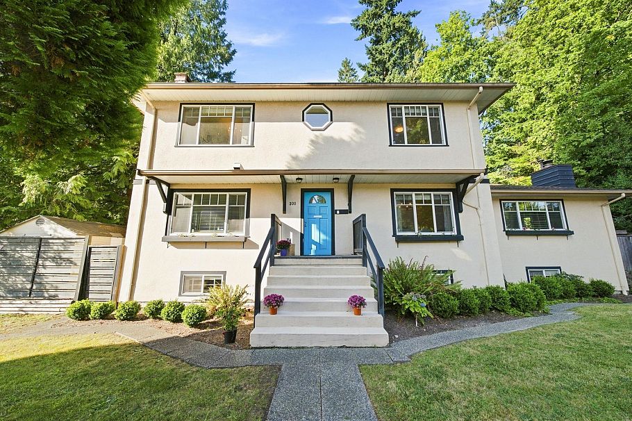 300 E 25th Street North Vancouver, BC - 39