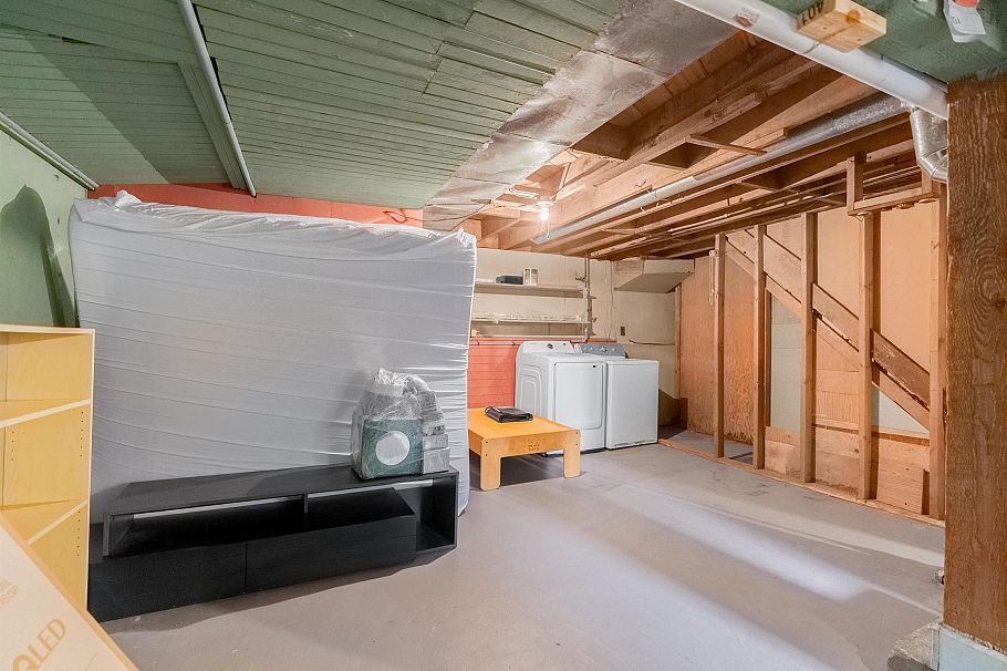 234 W St. James Road North Vancouver, BC - 10