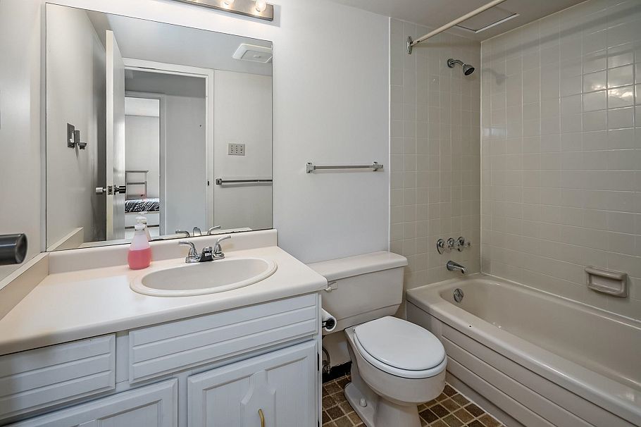 1101 1500 Haro Street Vancouver, BC - 27