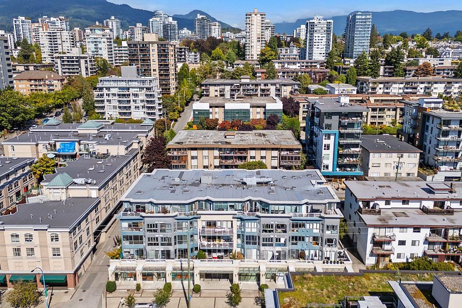 409 122 E 3rd Street North Vancouver, BC - 25