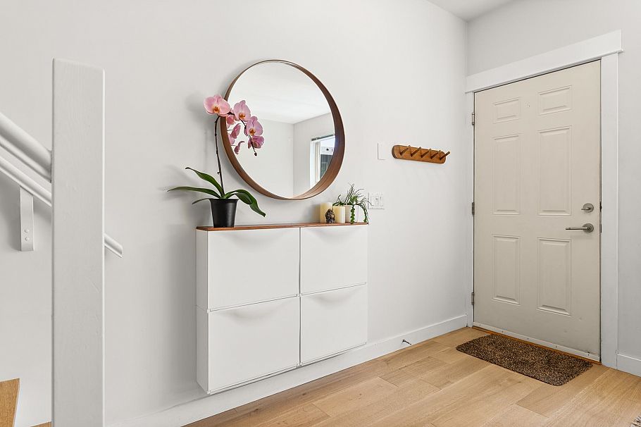 3 307 E 15th Street North Vancouver, BC - 8