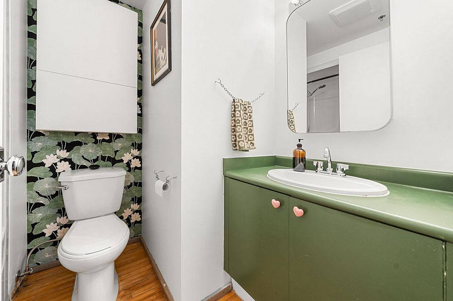 120 2556 E Hastings Street Vancouver, BC - 21