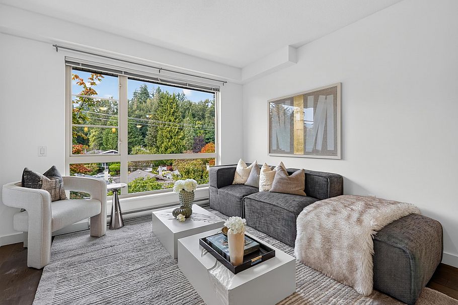 316 1330 Marine Drive North Vancouver, BC - 2