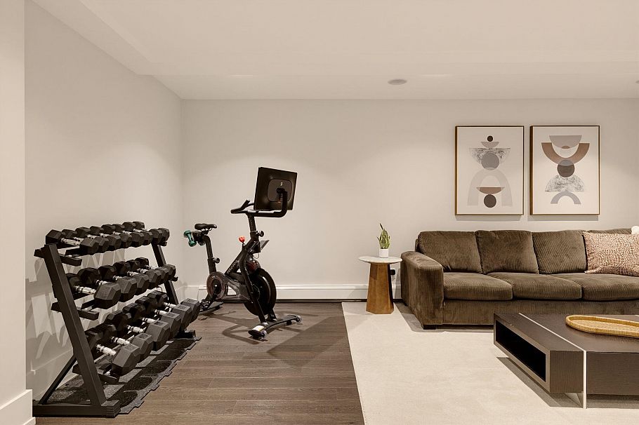 5008 Redonda Drive North Vancouver, BC - 26
