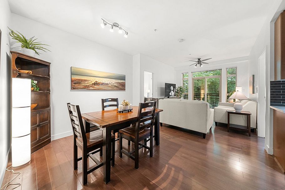 205 3294 Mt Seymour Parkway North Vancouver, BC - 3
