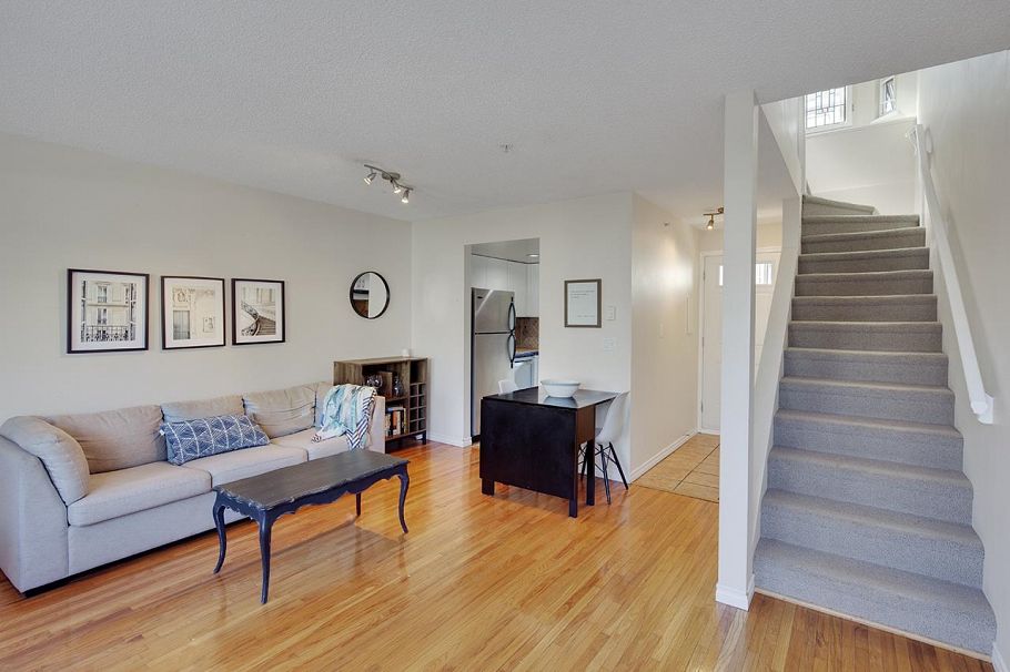 1210 W 7th Avenue Vancouver, BC - 9