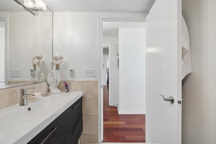 215 456 Moberly Road Vancouver, BC - 15