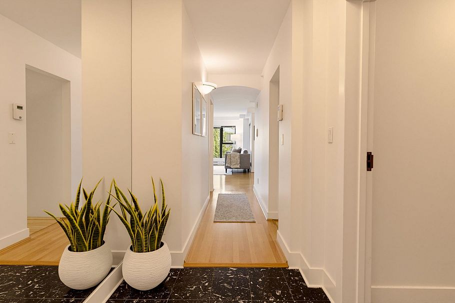 300 1410 Bute Street Vancouver, BC - 29