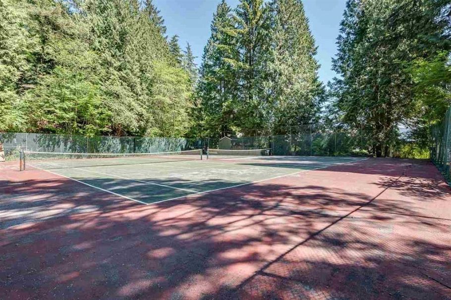 834 Hendecourt Road North Vancouver, BC - 25