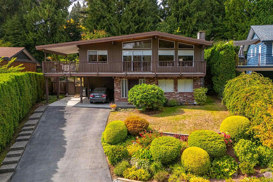 3773 Regent Avenue North Vancouver, BC - 28