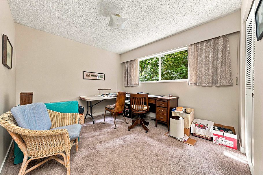 3773 Regent Avenue North Vancouver, BC - 16