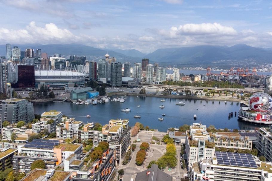 1502 138 W 1st Avenue Vancouver, BC - 2