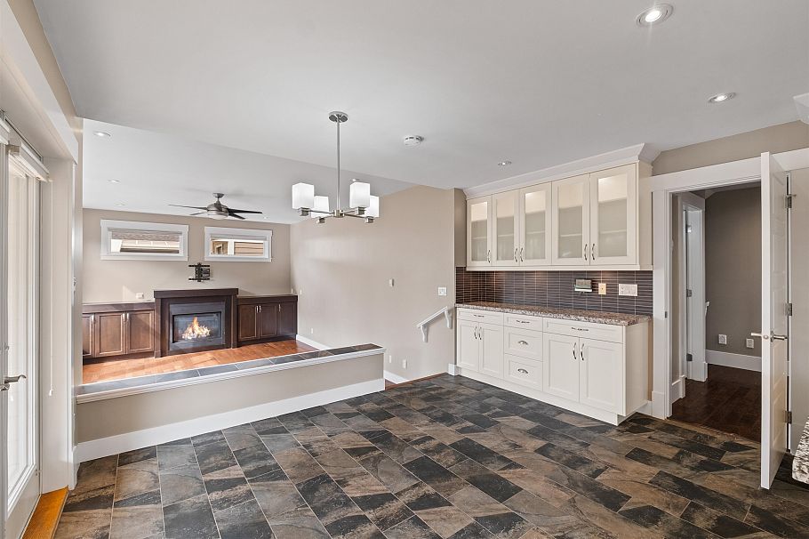 1501 Frederick Road North Vancouver, BC - 9