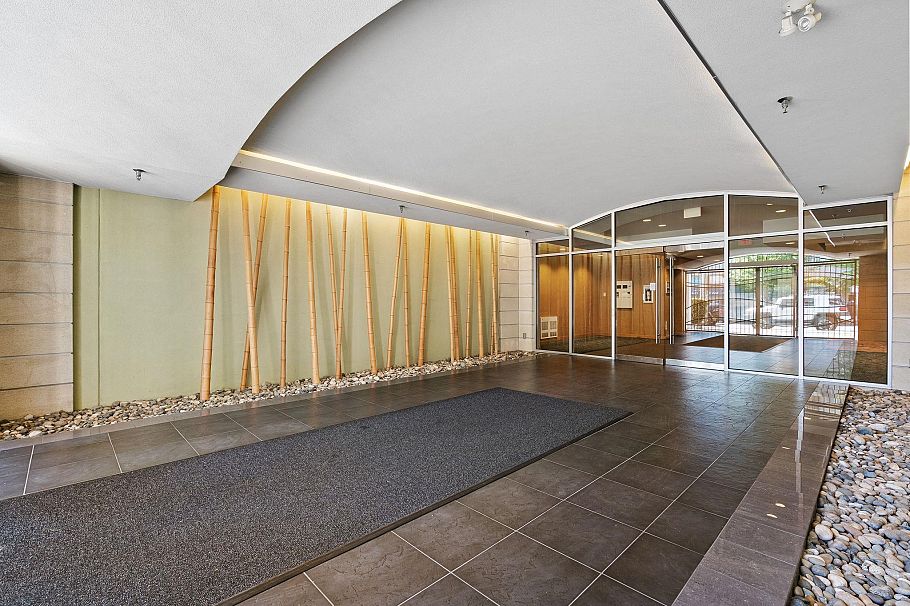 409 122 E 3rd Street North Vancouver, BC - 30