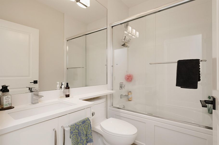 7350 Killarney Street Vancouver, BC - 30