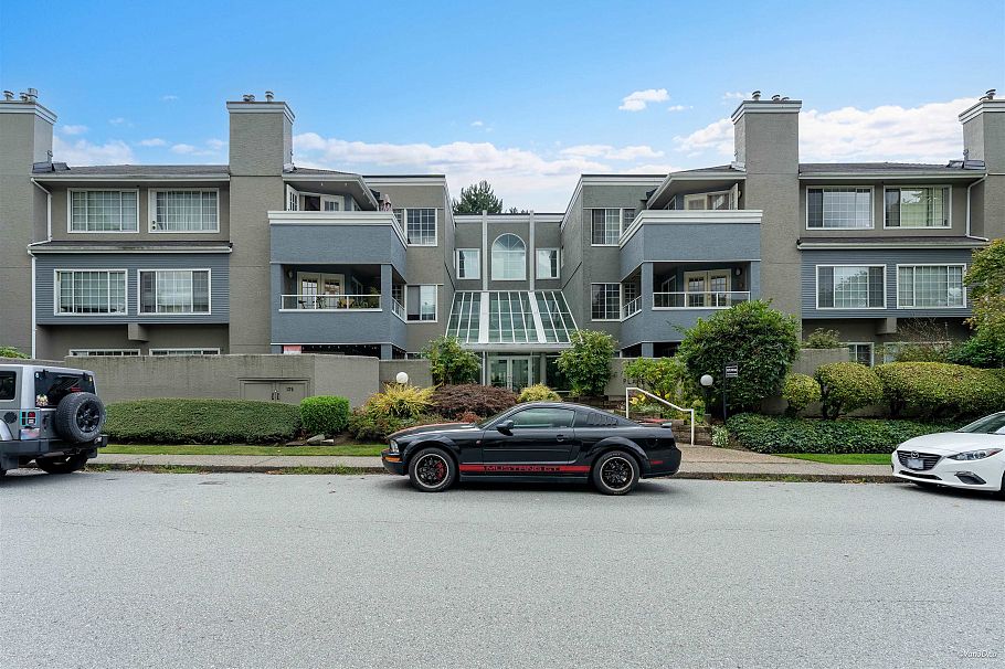106 125 W 18th Street North Vancouver, BC - 16