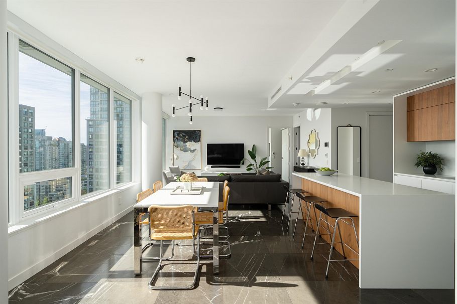 2004 885 Cambie Street Vancouver, BC - 5