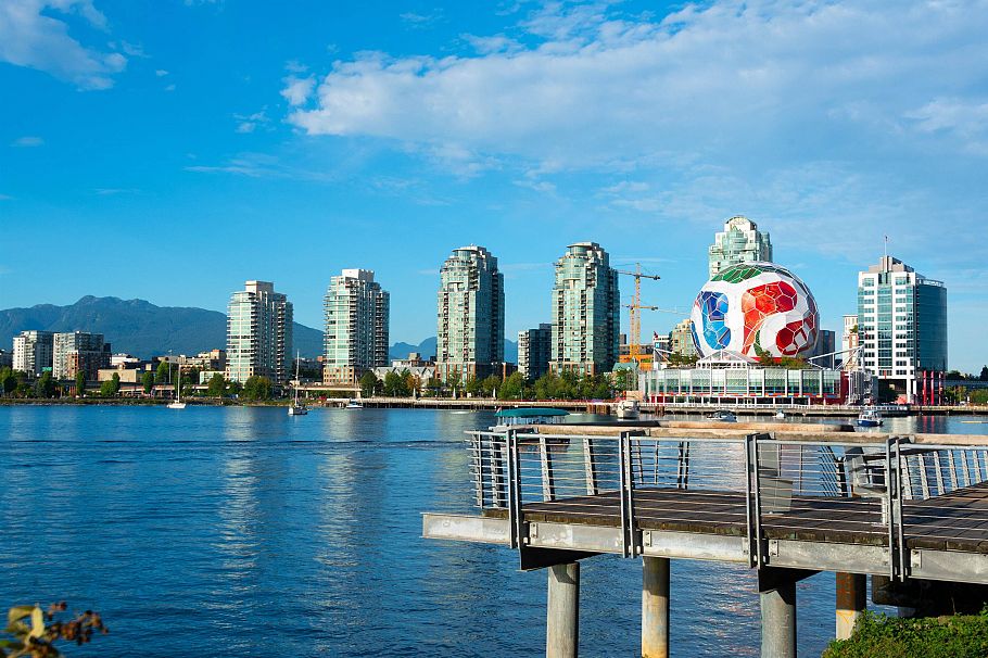 180 Athletes Way Vancouver, BC - 30