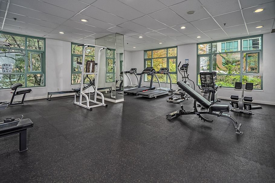 905 1188 Howe Street Vancouver, BC - 23