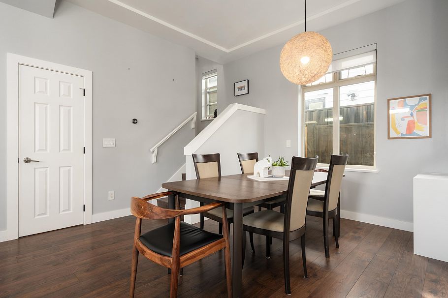 1382 E 17th Avenue Vancouver, BC - 5
