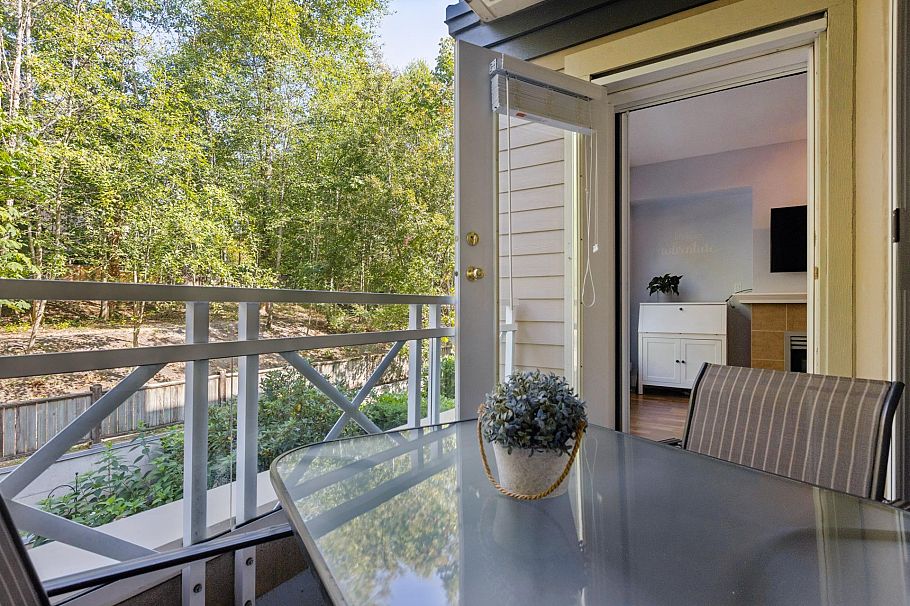 321 3600 Windcrest Drive North Vancouver, BC - 18