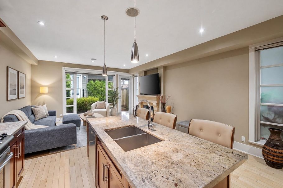 1620 St. Andrews Avenue North Vancouver, BC - 3