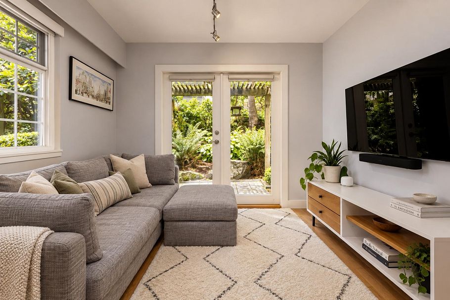 1458 Kilmer Road North Vancouver, BC - 15