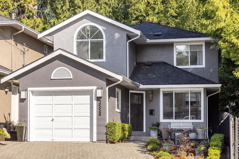 3558 Everglade Place North Vancouver, BC - 2