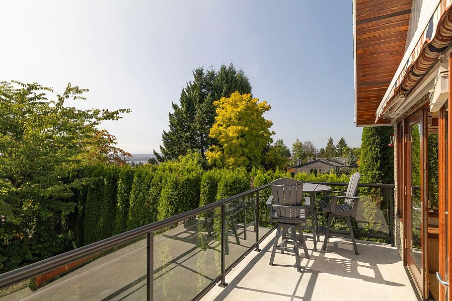 141 E Windsor Road North Vancouver, BC - 12