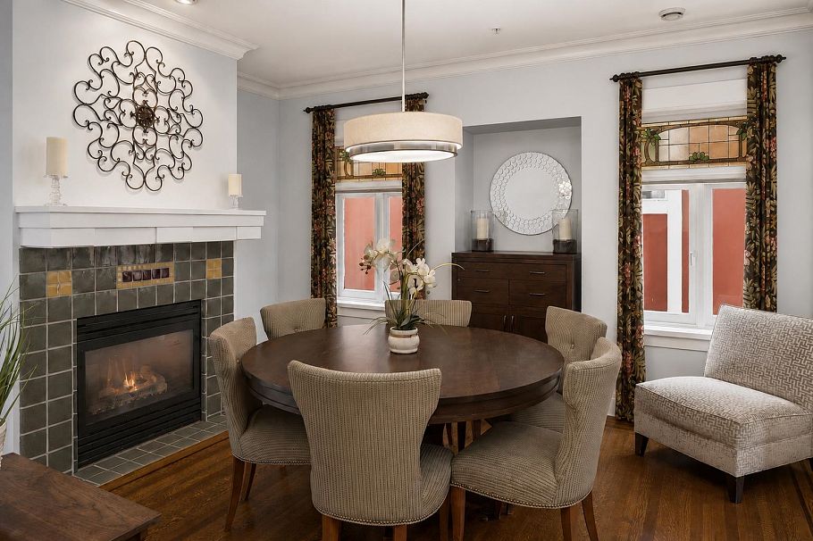 3541 W 8th Avenue Vancouver, BC - 9