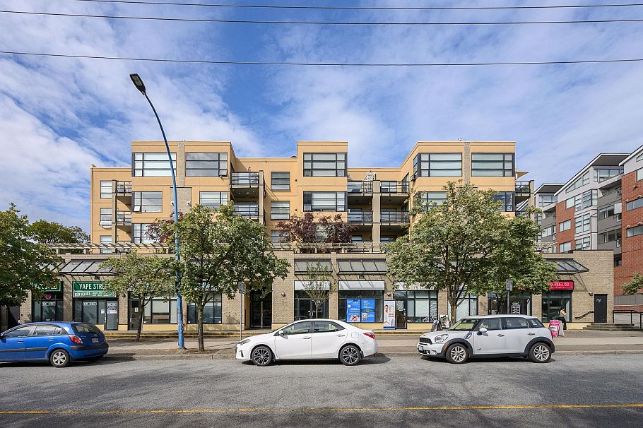204 124 W 3rd Street North Vancouver, BC - 36