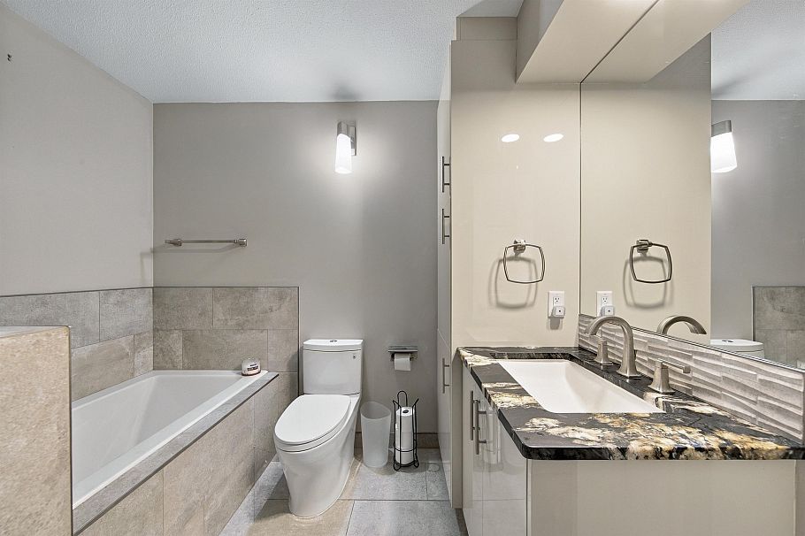 109 5835 Hampton Place Vancouver, BC - 15