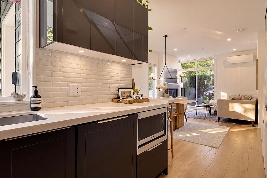 639 Victoria Drive Vancouver, BC - 11