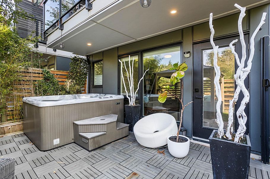 53 3597 Malsum Drive North Vancouver, BC - 36