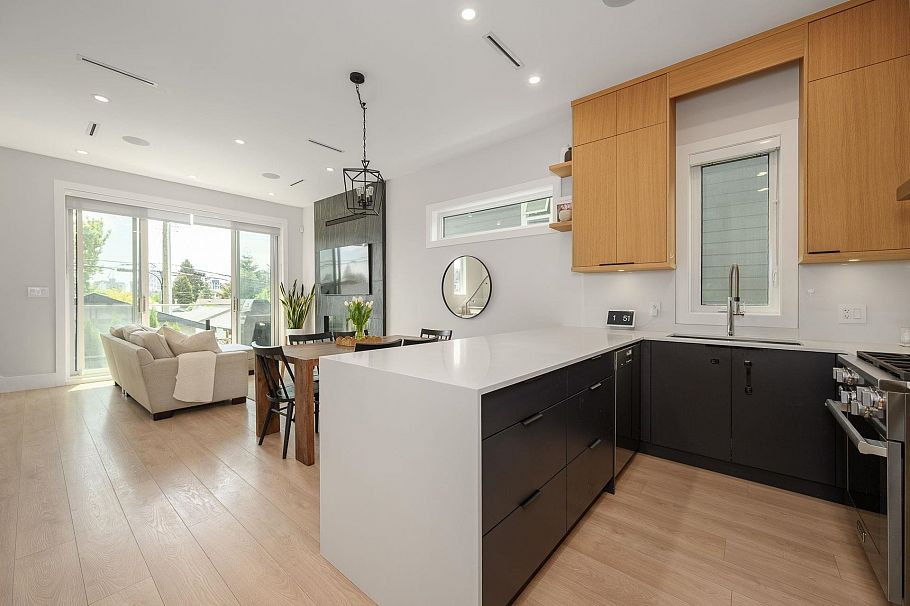3 215 E 21st Street North Vancouver, BC - 6