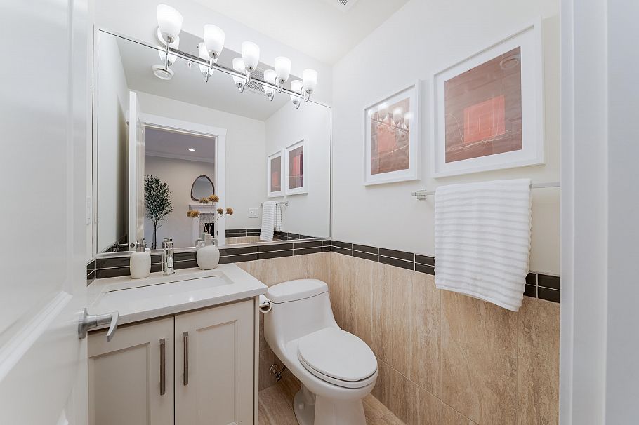 1479 East 20th Avenue Vancouver, BC - 19