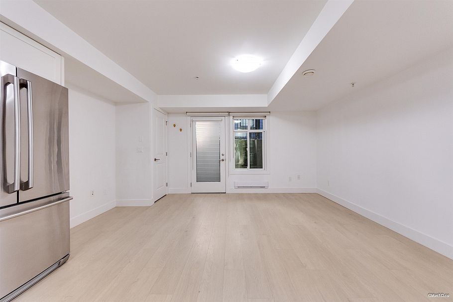 5835 Wales Street Vancouver, BC - 24