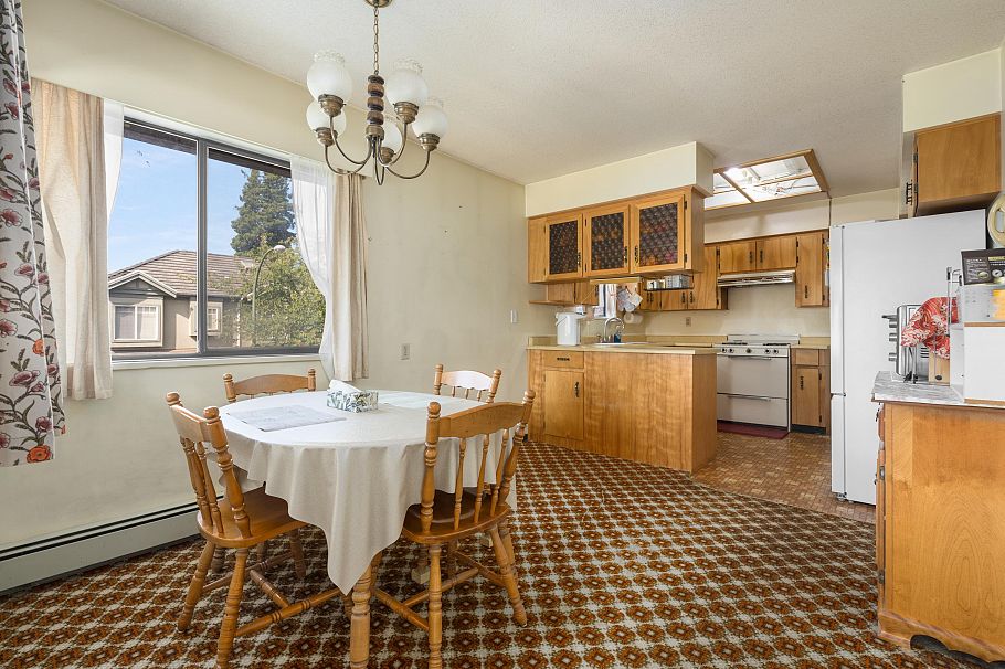 1594 W 68th Avenue Vancouver, BC - 19