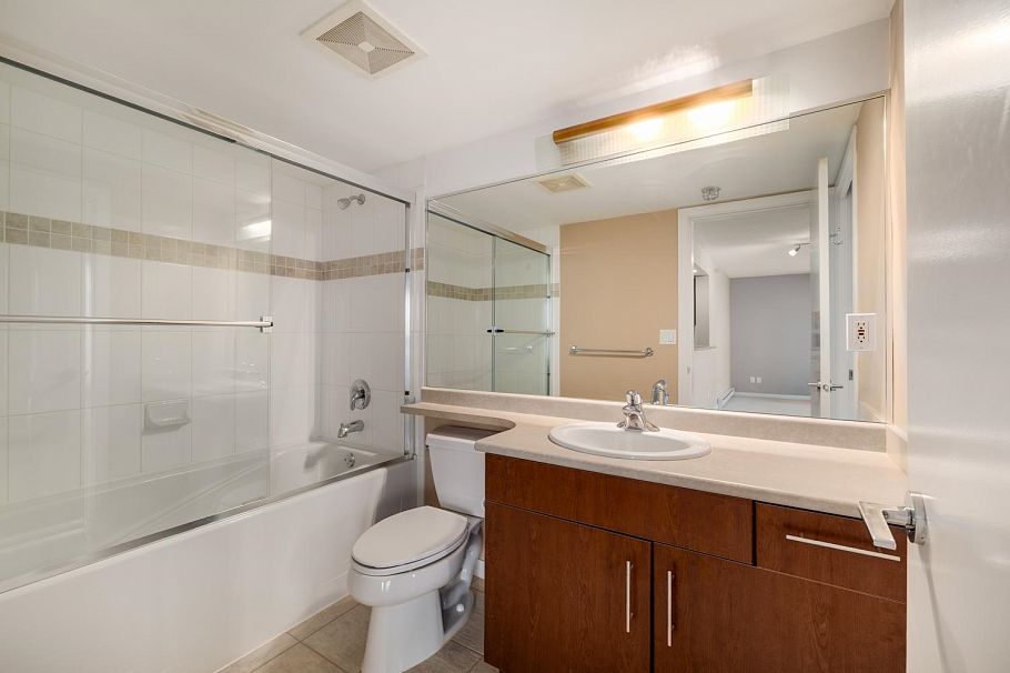 1703 120 Milross Avenue Vancouver, BC - 19