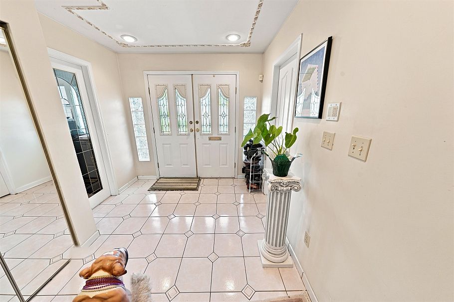 1708 Prestwick Drive Vancouver, BC - 12
