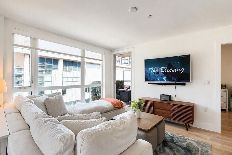608 8580 River District Crossing Vancouver, BC - 3