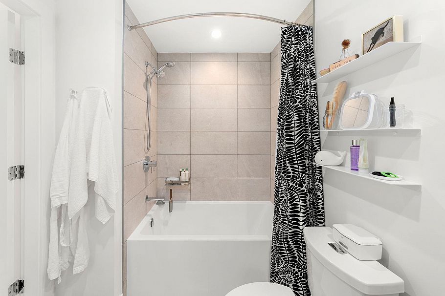 405 2385 Emery Court North Vancouver, BC - 21